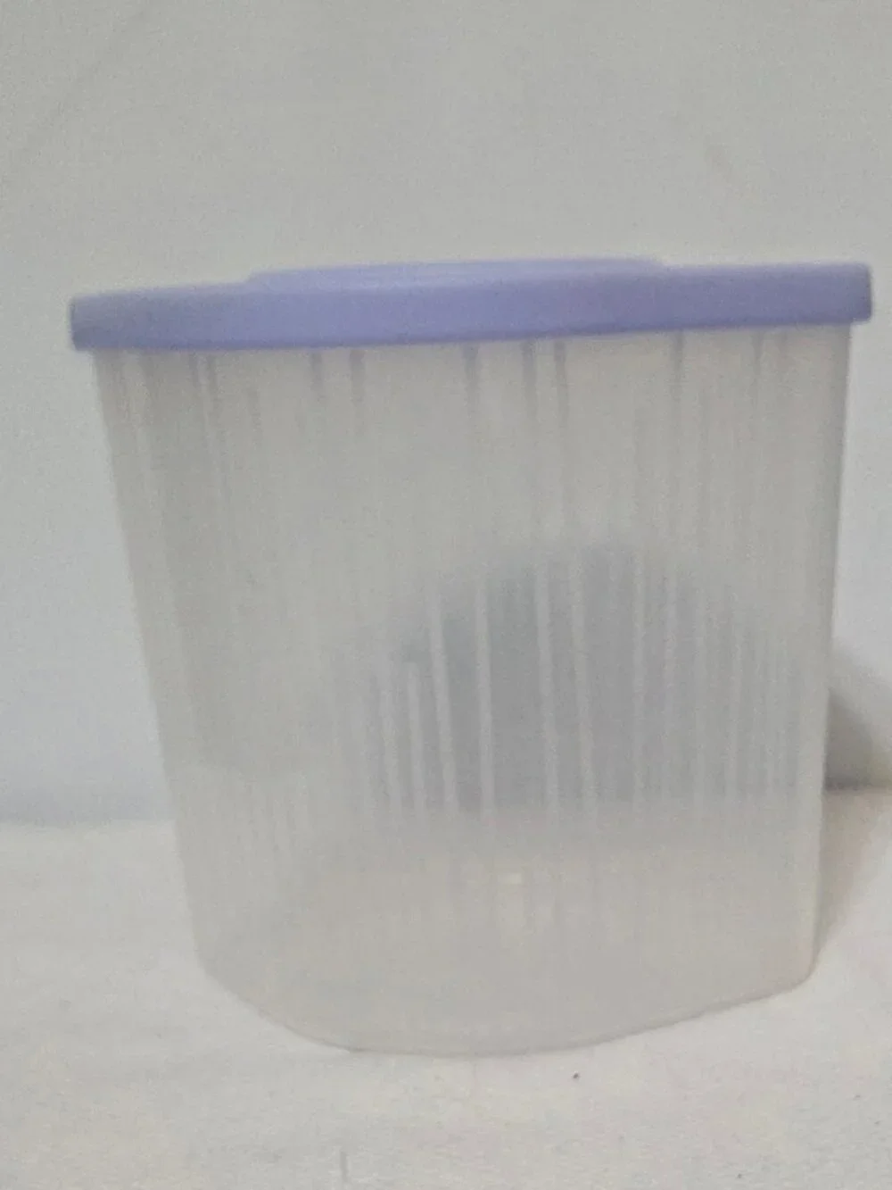 Tupperware used excellent